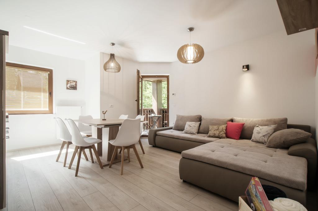 Apartments Villa Vesna Pokljuka Goreljek Ruang foto